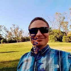 商务酒店戴绿帽子的女老板同房k8