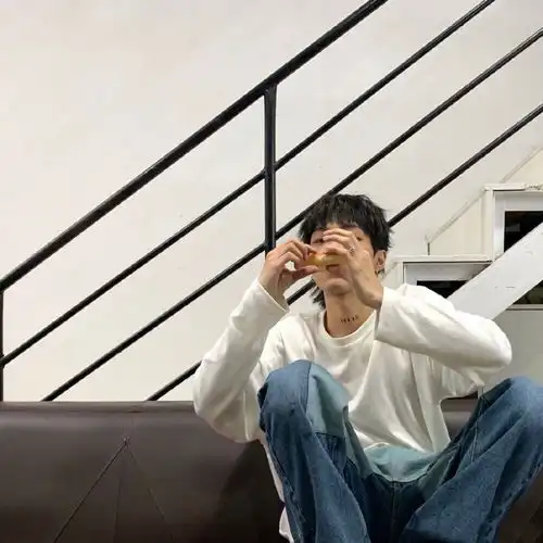 ins超火的酷帅男头