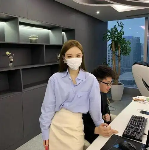 王思聪与雪梨老公起冲突,酒吧工作人员还原当时真实情况
