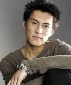 明星的18岁看到黄渤忍了,贾玲也忍了,18岁靳东我忍无可忍