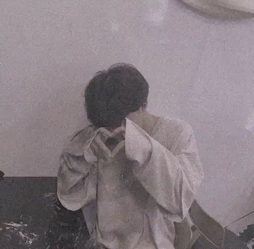 情侣头像双人不露脸丨情侣头像动漫一男一女不明显0106期