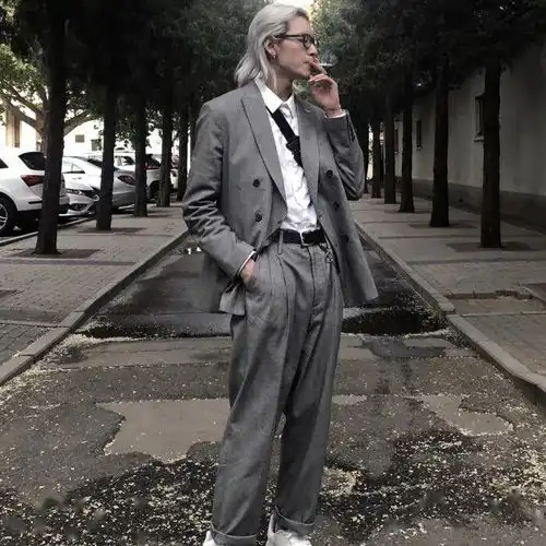头像你可真讨厌讨人喜欢百看不厌