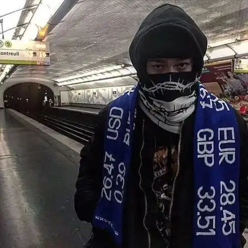 头像你喊这么大声是怕别人不知道你是狗吗