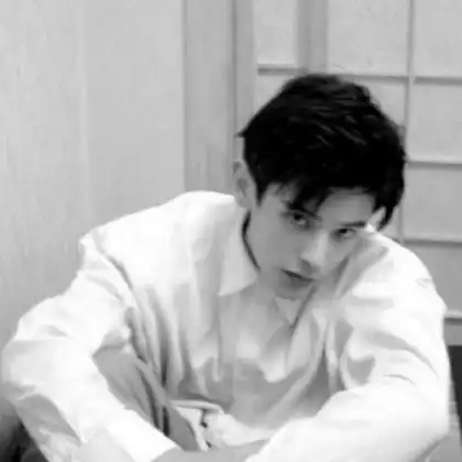 冷酷男生头像黑白,爱就一辈子喜欢就是喜欢