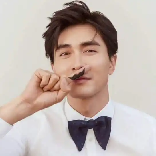 曾是快递小哥,25岁才考上中戏,如今签约杨幂成功爆火