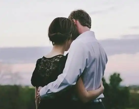 男人往往对会撩人的女人,毫无抵抗力