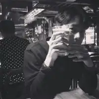 红色男头像意境唯美微信头像图片大全