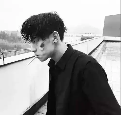 男生头像有一个不会聊天的对象是什么样的感受