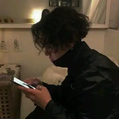 2023青春帅气男生精致头像