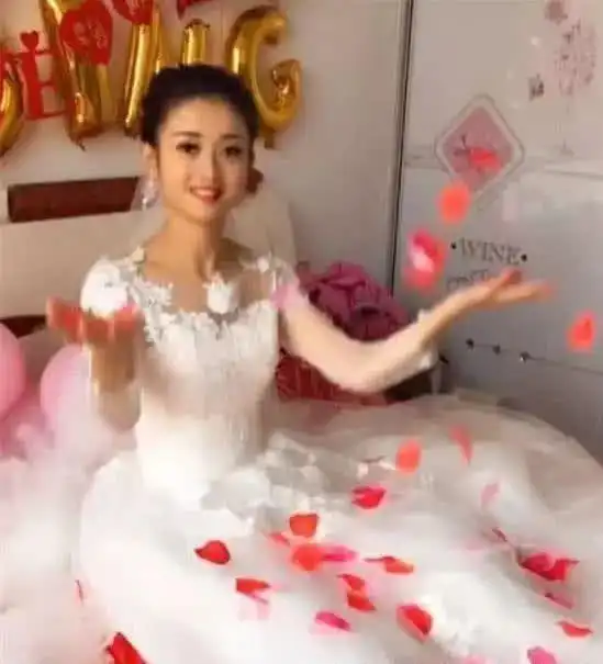 这是赵丽颖嘛赵丽颖又结婚啦结婚当天交通堵