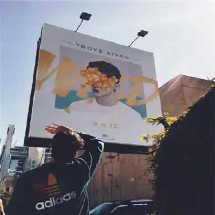 男背影欧美头像,一个人演译冬季的悲伤