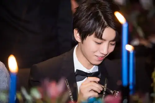 王俊凯一周看点汇总11121118