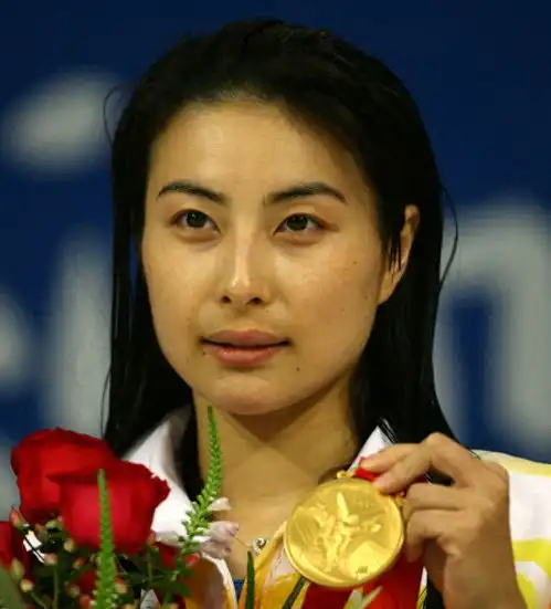 送郭晶晶上裁判席,开除田亮力捧全红婵,铁娘子如今怎么样了