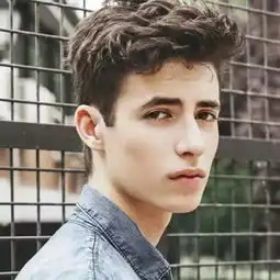 衣柜里放张扑克牌,解决困扰千家万户的大难题太实用了