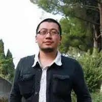 真实男人头像图片微信头像图片大全