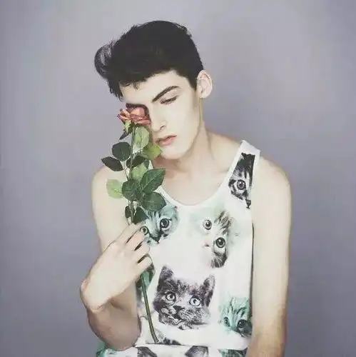 暗恋是场盛大的孤独,而我曾悄无声息地喜欢过你chen