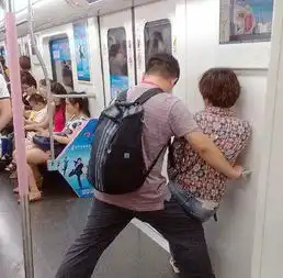 搞笑gif喵星人自从和星球失去联系,我就被所有人欺负