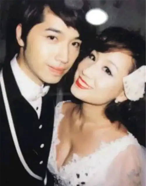 昔日的天使男孩励志偶像宋晓波,为何会把婚姻过成了闹剧