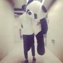 情侣头像背影俩人一样