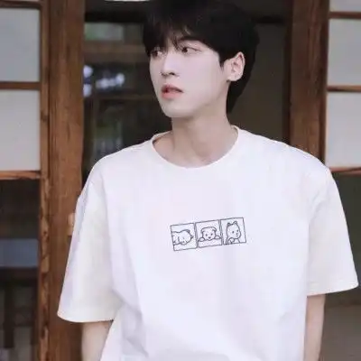 取图今日表情包男生可爱奶狗头像