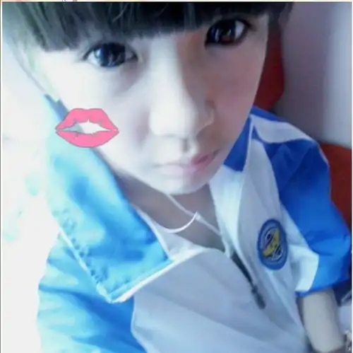 这个女孩叫什么