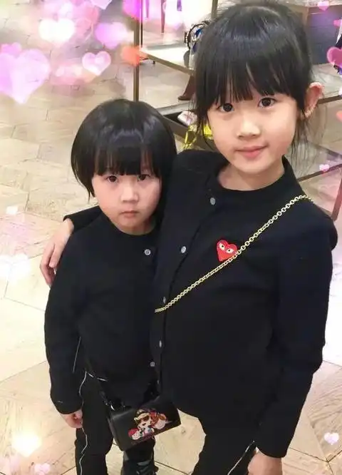 比陆毅女儿腿长还抢镜的,是她脚上这双鞋