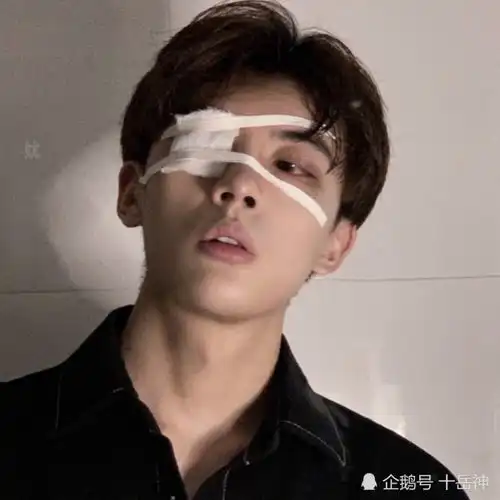 男票在打游戏时,还能回你这3条消息,恭喜丫头遇到真爱