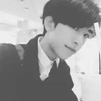 冷酷的男生黑白头像大全2017帅气黑白男生图片头像大全