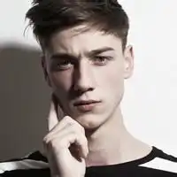 qq冷漠眼神的头像动漫眼神冷漠的头像