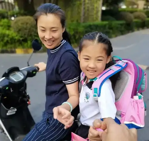 孩子开学愁坏家长,朗诗花样助力小业主入学