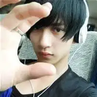 qq男生听歌头像听歌男生qq背影头像
