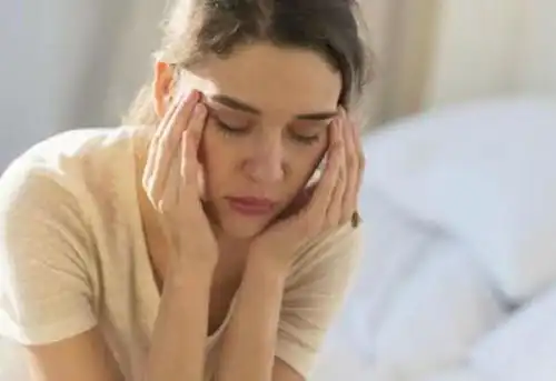 熊玲论抑郁与攻击性障碍的动力学关系3