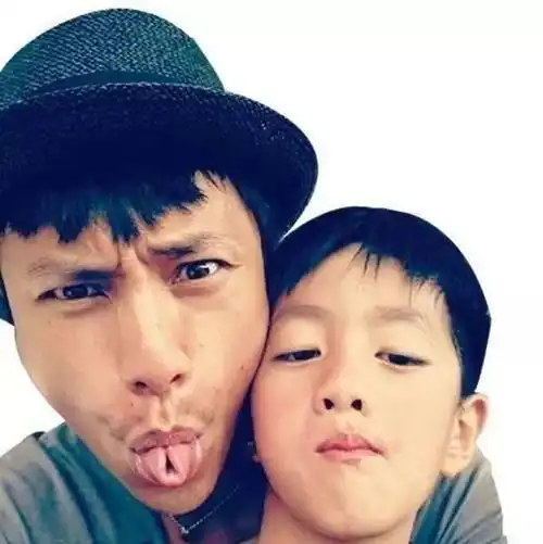 陈坤儿子生母瞒不住,陈尊佑的长相越来越像母亲,网友原来是他