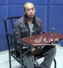 师生情感纠葛引血案女学生男友刺死高校男老师