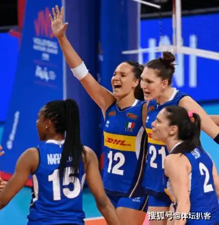 13世界亚军3连败最新积分榜日本队居首,中国女排升第7