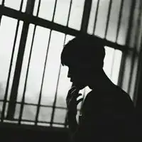 qq头像失落男生心情失落伤感的男生qq头像