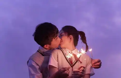 男子刚开始交往,就提同居要求,女子一个举动让他懊悔