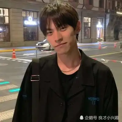 夏天千万别剪圆寸头,选择这3款发型,更帅更有型特招桃花