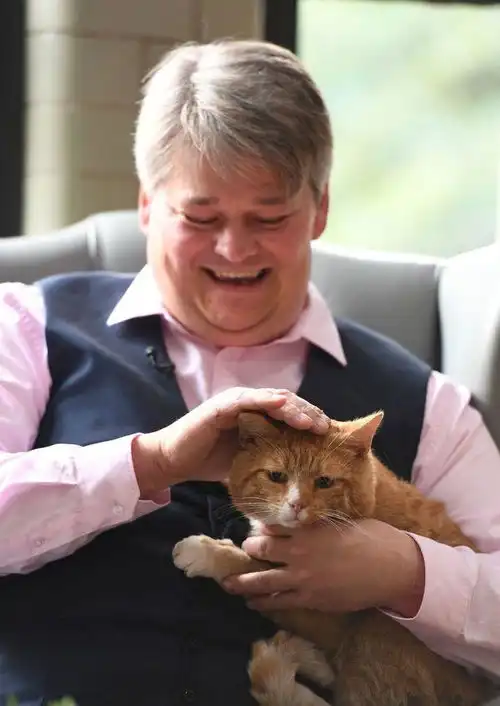 英国男子刮中百万彩票大奖,准备先还完房贷,明年再去东京看奥运