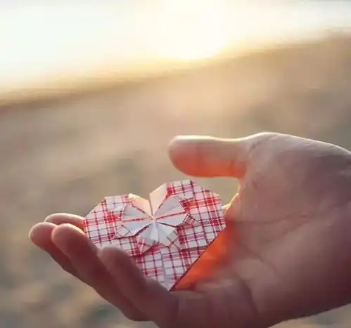 异性交往中,最容易让女人产生好感的六个细节,你知道几个