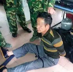 男子抢劫遇退伍兵十分悲催竟献出苹果手机苦苦求饶