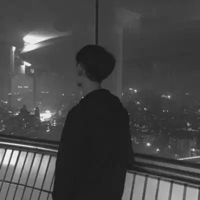 情侣头像一男一女背影2020情侣头像背影唯美