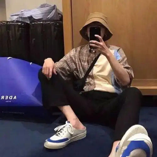 头像现在只喜欢有回应的事和说话算话的人