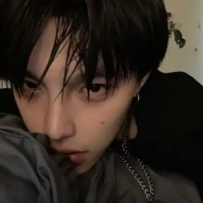 你看我相貌平平局促笨拙但我爱男生头像我要个性网