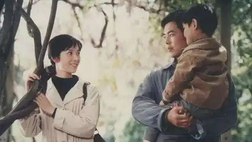 8段情史3个孩子,皇阿玛的遮羞布下,是张铁林的皇帝梦