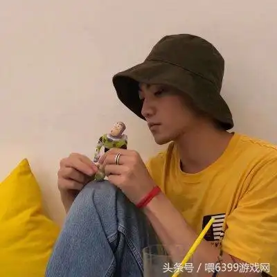 2018最新男生微信头像低调成熟大气我不缺朋友缺的是你