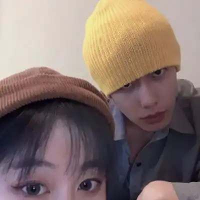 仙气十足的情侣头像子妤.