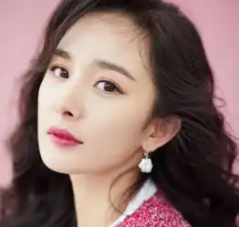 继杨幂之后,又一女神离婚,相恋10年终成泡沫,网友好伤心