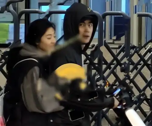 阚清子已成过去纪凌尘深夜载新女友回家,晒合照霸气认爱