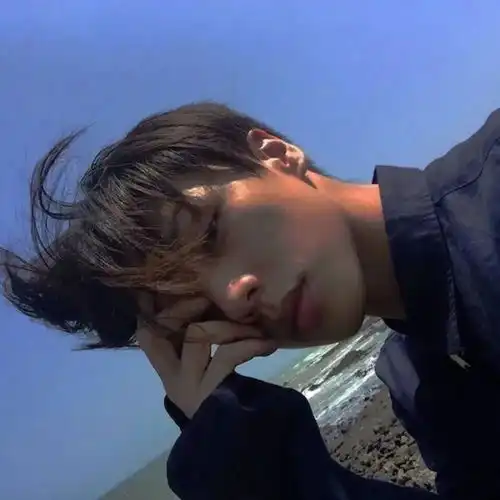 头像丨十分世界,九分是你